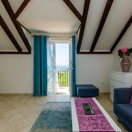 Alba * Cavtat