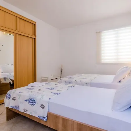 Alba * Cavtat